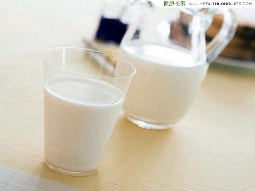 寶貝喝牛奶巧克力延緩發育