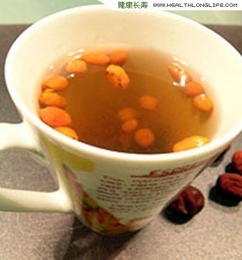 枸杞泡茶水 把結石吃掉