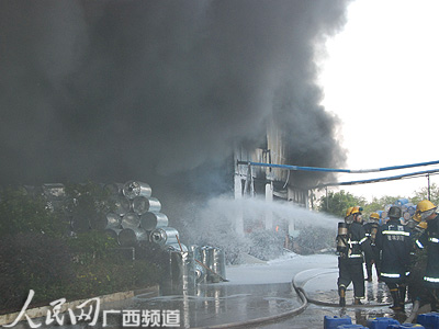 桂林一座化工廠發生火災未造成人員傷亡(圖)