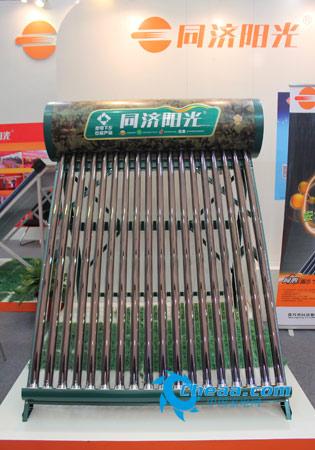 平板式集熱器讓太陽能熱水器更美觀
