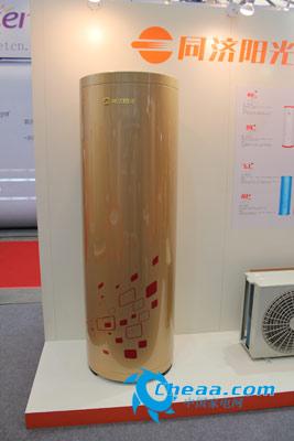 平板式集熱器讓太陽能熱水器更美觀