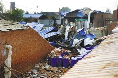 北京1家化工廠爆炸周邊數十房屋受損(組圖)