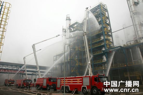 南京市舉行重大化工事故應急處置演練