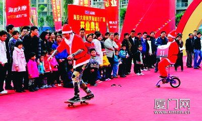 “圣誕老人”吁環保
