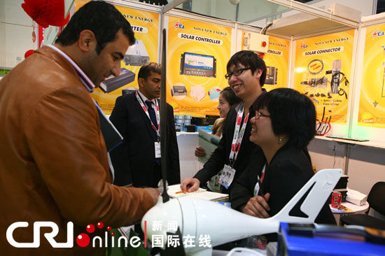 中國新能源企業備受外國投資者青睞(組圖)