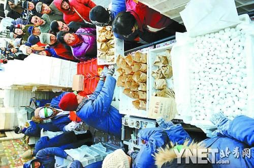 居民自制環保元宵燈