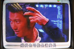 謝霆鋒頭部長瘤診斷為皮膚癌 已經切除正康復中