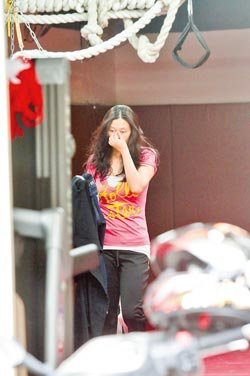 蕭淑慎拳擊館內練搏擊 為復出3月內減40斤