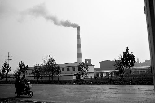 南樂縣韓張鎮學校毗鄰化工廠