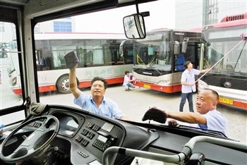 環保公交車本市超千輛