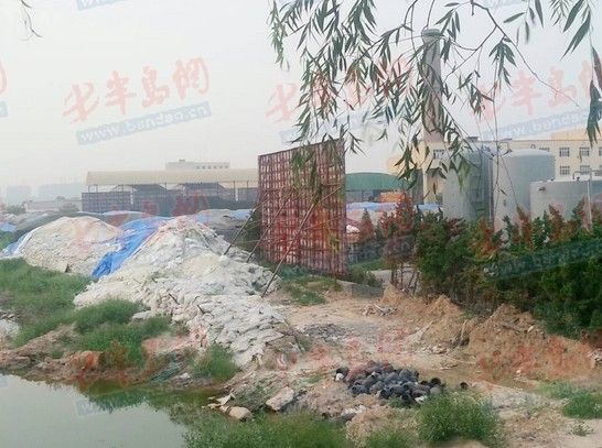 卓越蔚藍群島自來水現銹色異物疑遭化工污染(圖)