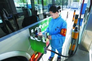 3155輛環保公交車年內上路