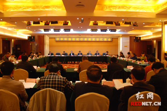 中華環保世紀行來湘考察采訪水資源保護（組圖）