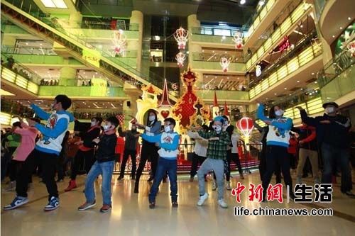 快閃活動助力環保年Style呼吁北京市民少放煙花