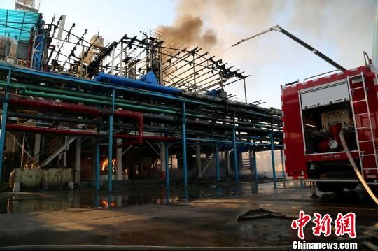 圖為火災現場。 通訊員 攝