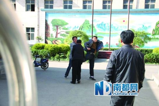 兩環保官員因言語不合發生打斗